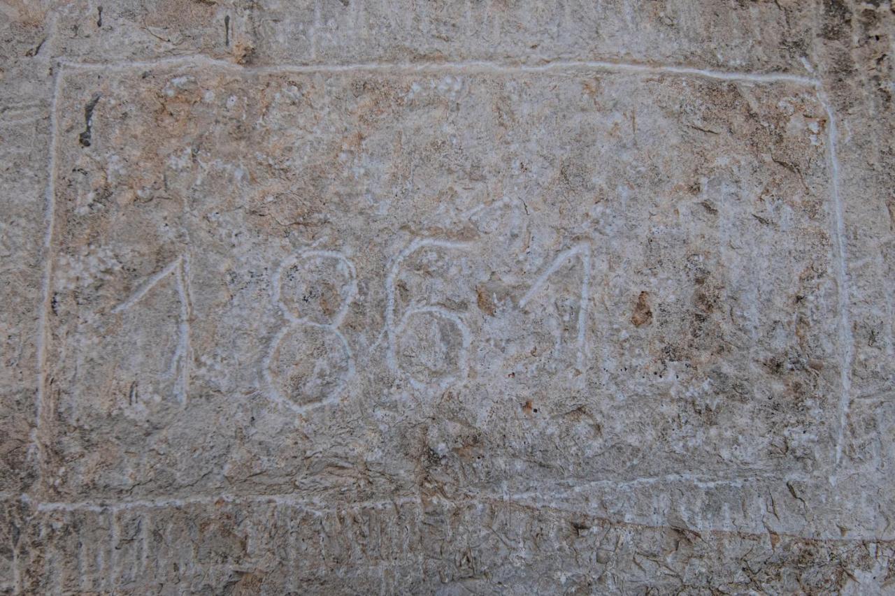 הוילה אימוטסקי The Old Stable 1861 מראה חיצוני תמונה